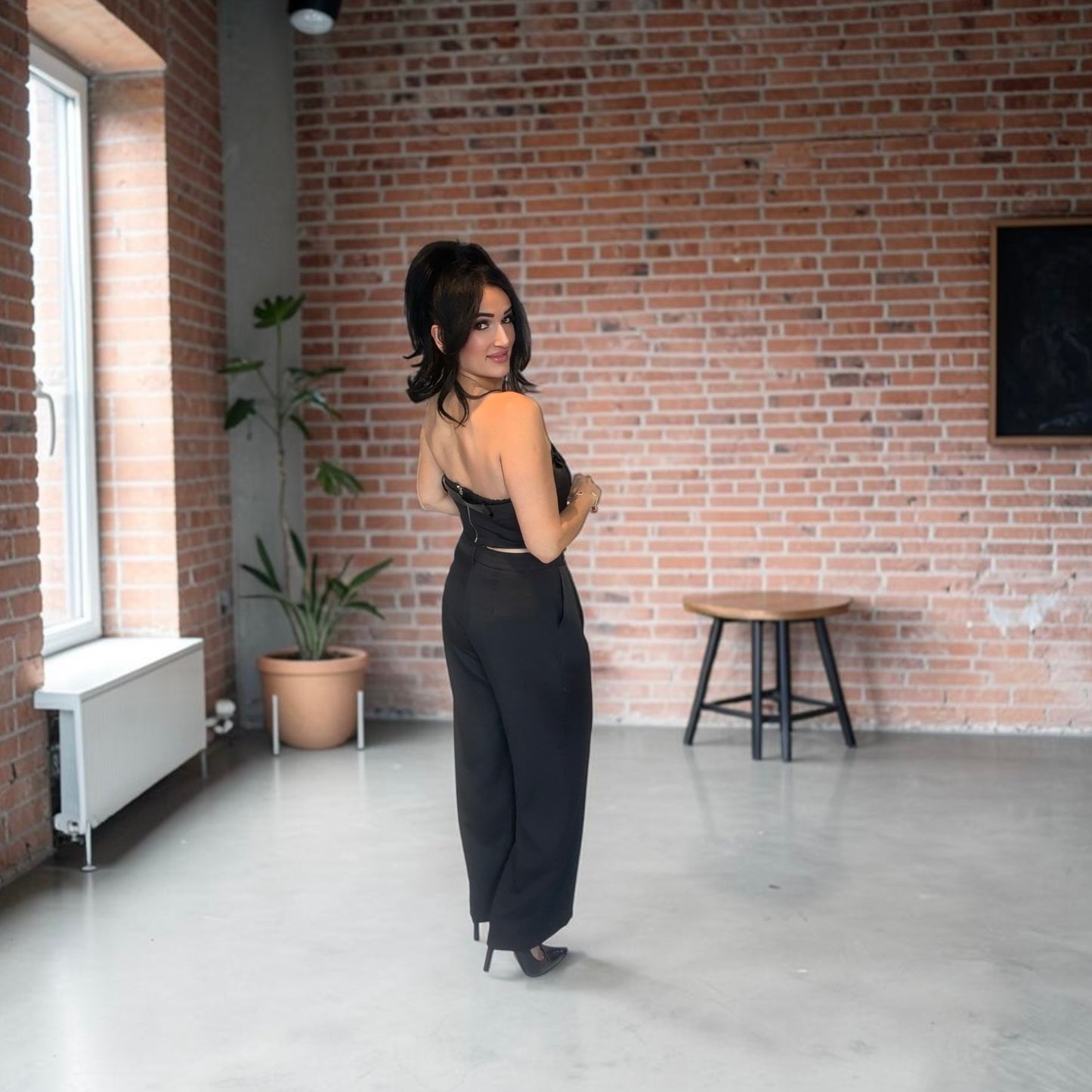 WOMEN'S SLEEVELESS CROP TOP & BUTTON CLOSURE PANTS BELTED SOLID 2PC. SET