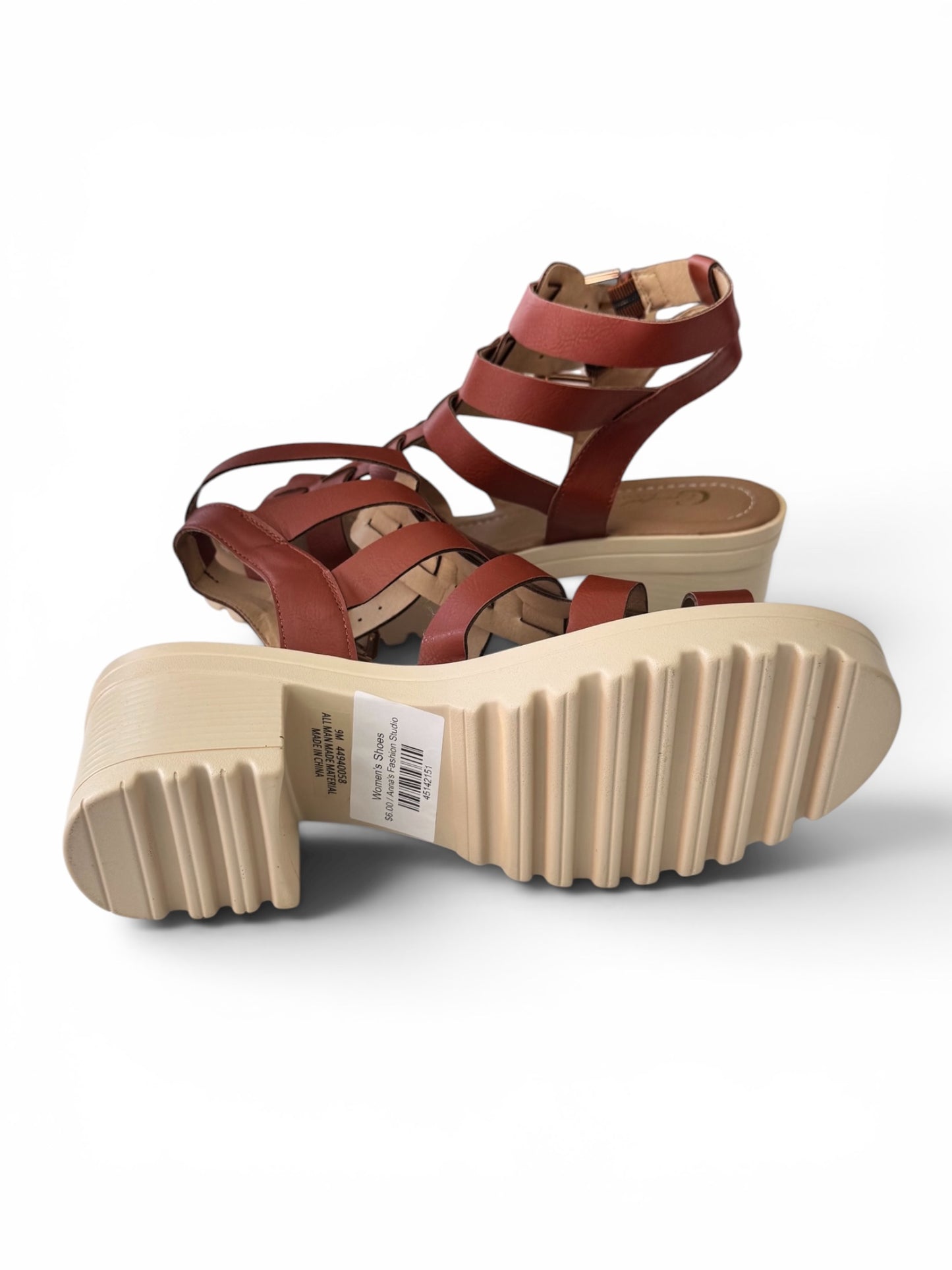 COMFORT COGNAC GLADIATOR PLATFORM SANDALS SIZE 9