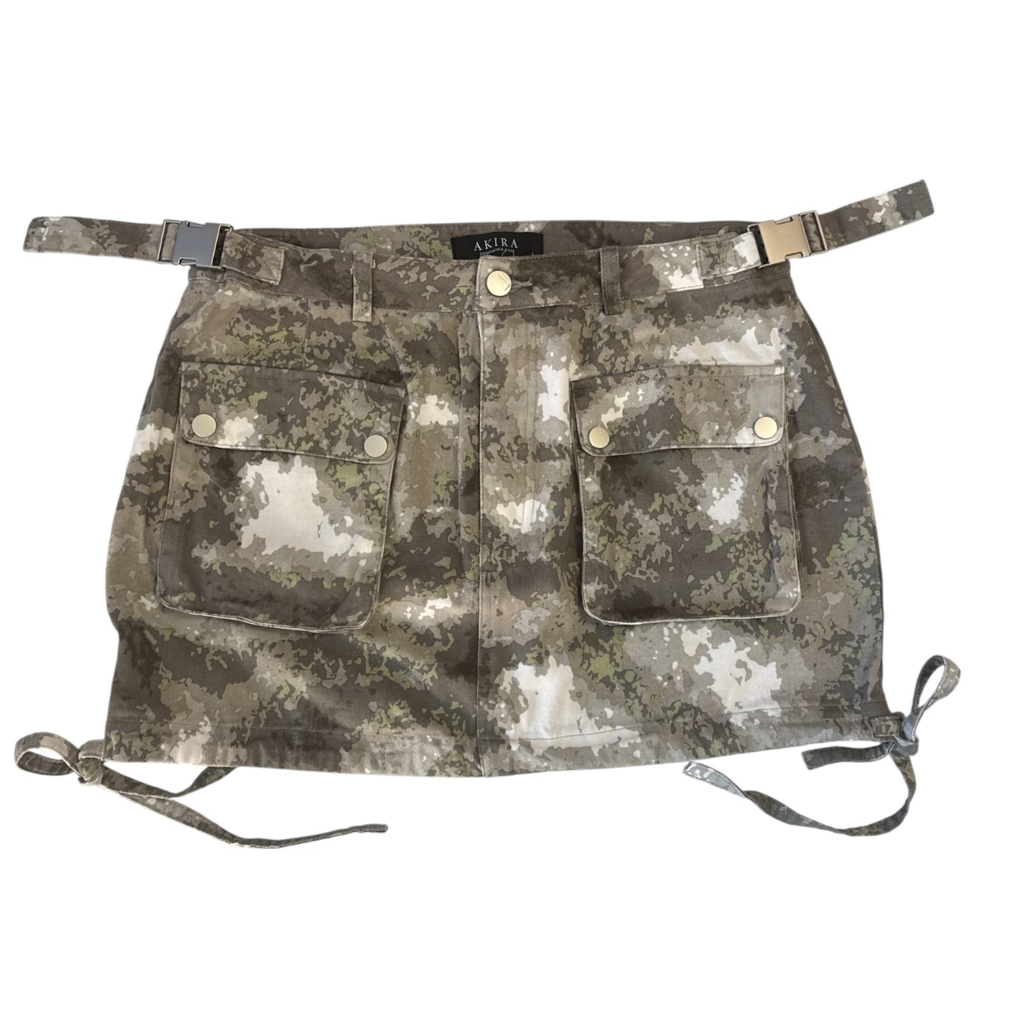 AKIRA CAMO MINI SKIRT WITH UTILITY POCKETS – SIZE LARGE