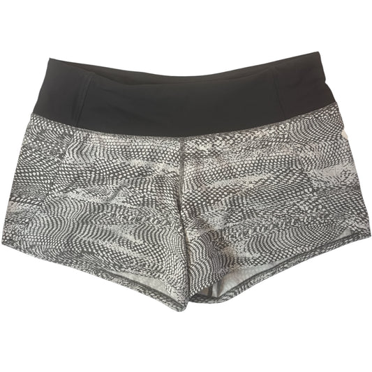 LULULEMON BLACK & WHITE SNAKESKIN PRINT RUNNING SHORTS – SIZE 6