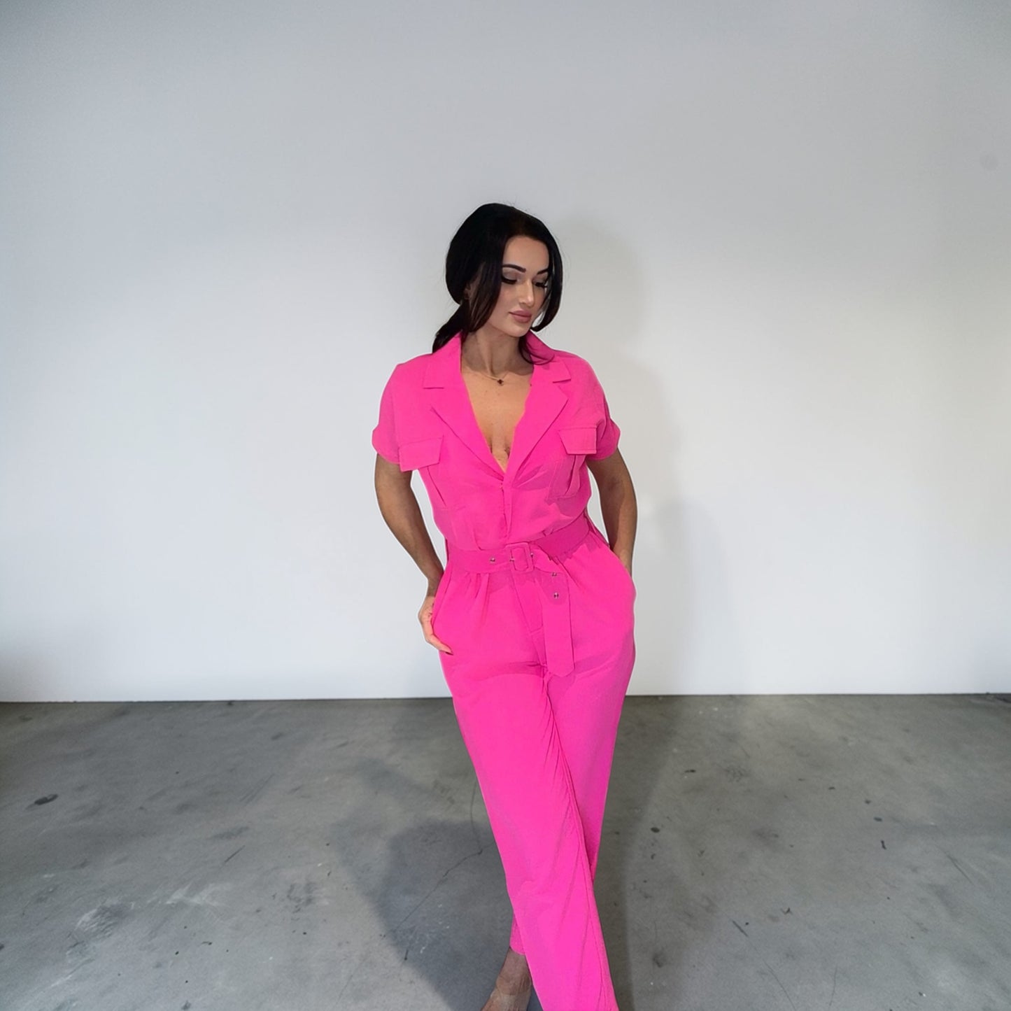 WOMEN'S SHORT SLEEVE BUTTON CLOSURE POCKETS BELTED JUMPSUIT