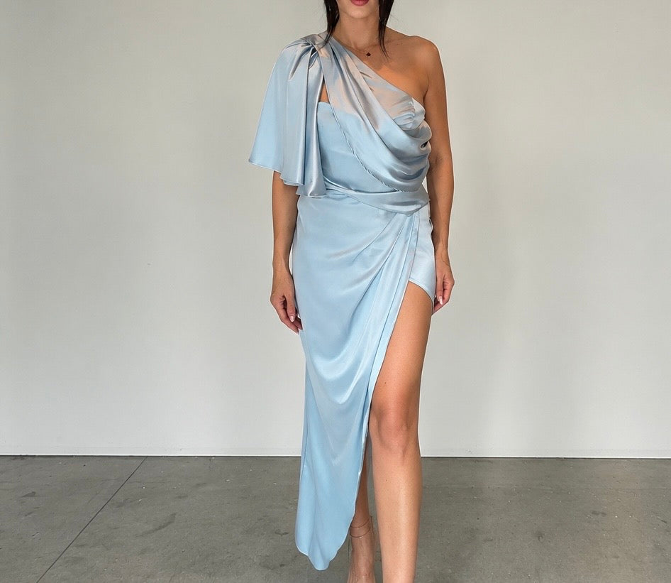 ONE SHOLDER SATIN DRESS