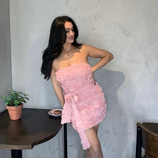ROSY BELT STRAPLESS DRESS