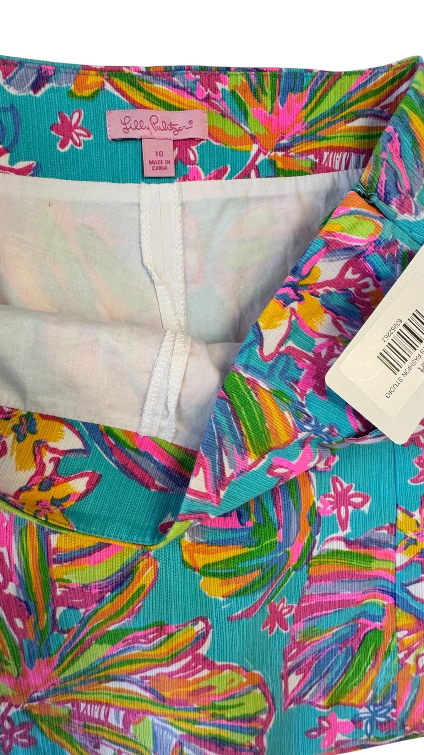 LILLY PULITZER TROPICAL PRINT SKORT – SIZE 10