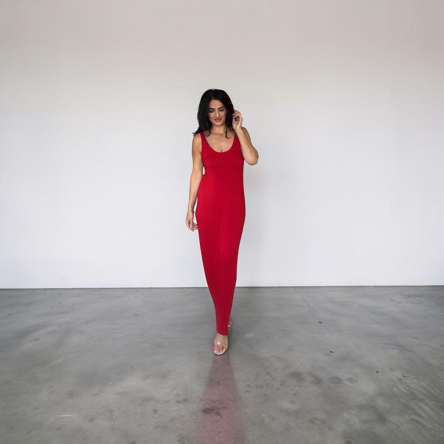 WOMEN'S SLEEVELESS OPEN BACK BODYCON MAXI DRESS