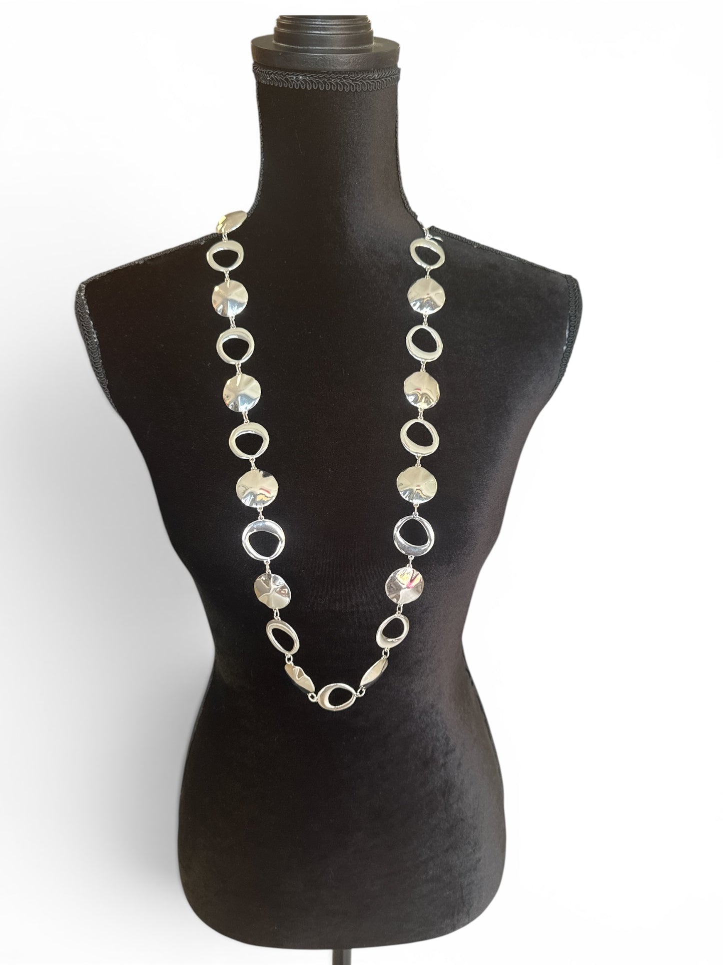 SILVER LONG STATEMENT NECKLACE - NEW